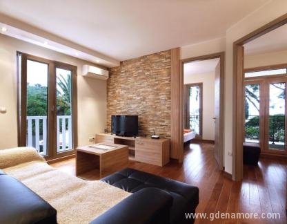 Apartman Lux Dangubic , privatni smeštaj u mestu Petrovac, Crna Gora - 33746450